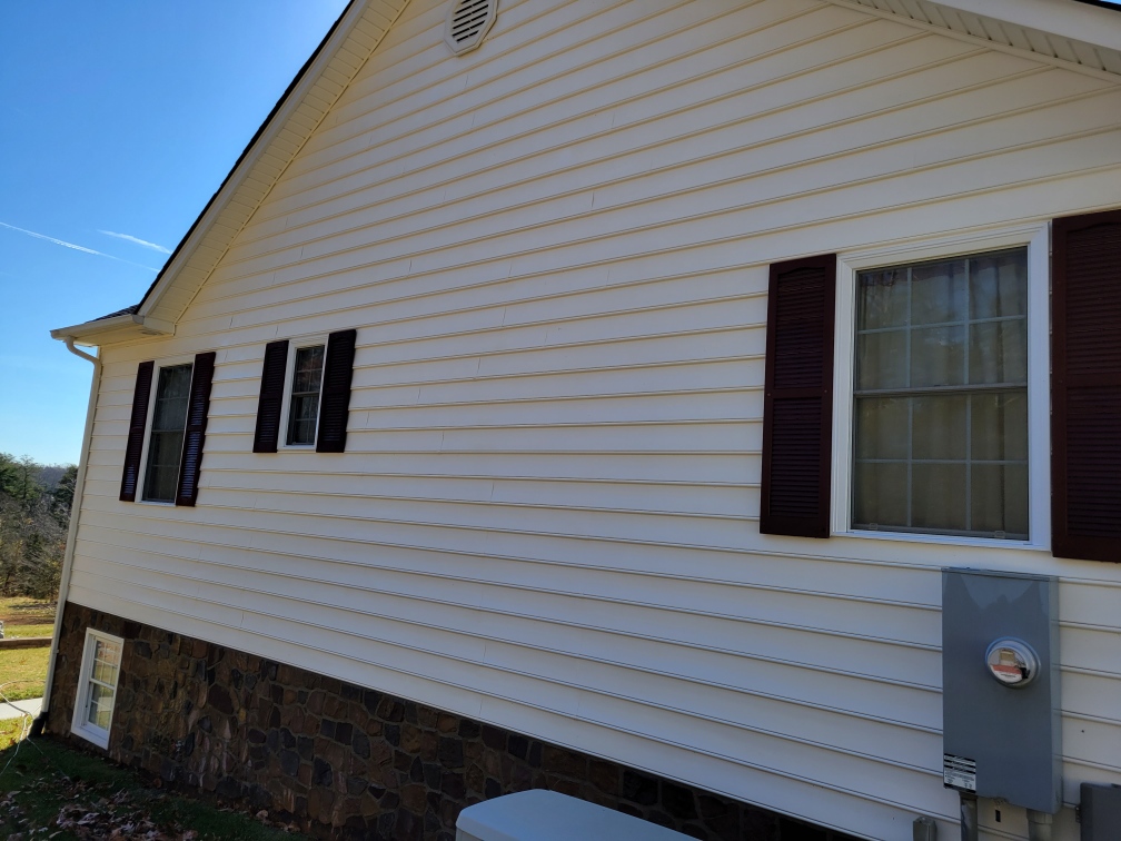 Top quality House washing in Lynchburg VA